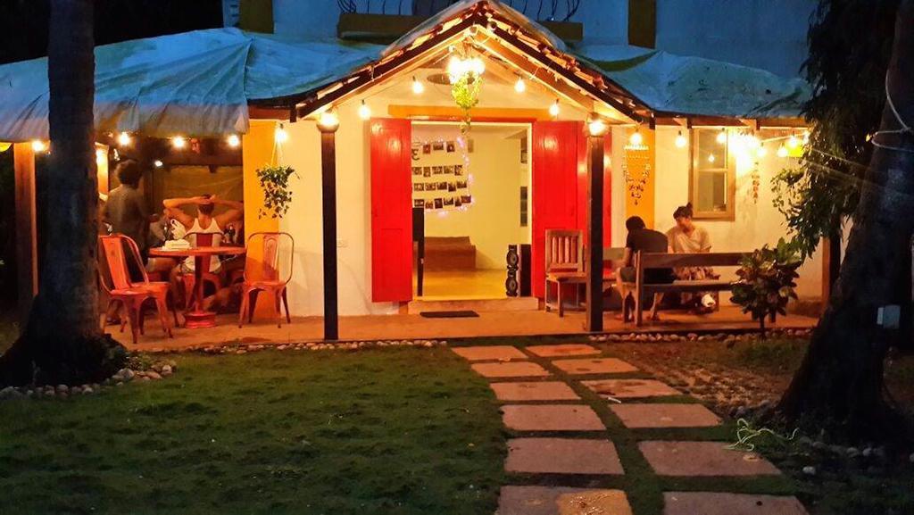 Red Door Hostel Anjuna Esterno foto