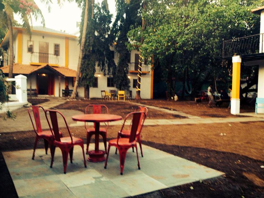 Red Door Hostel Anjuna Esterno foto