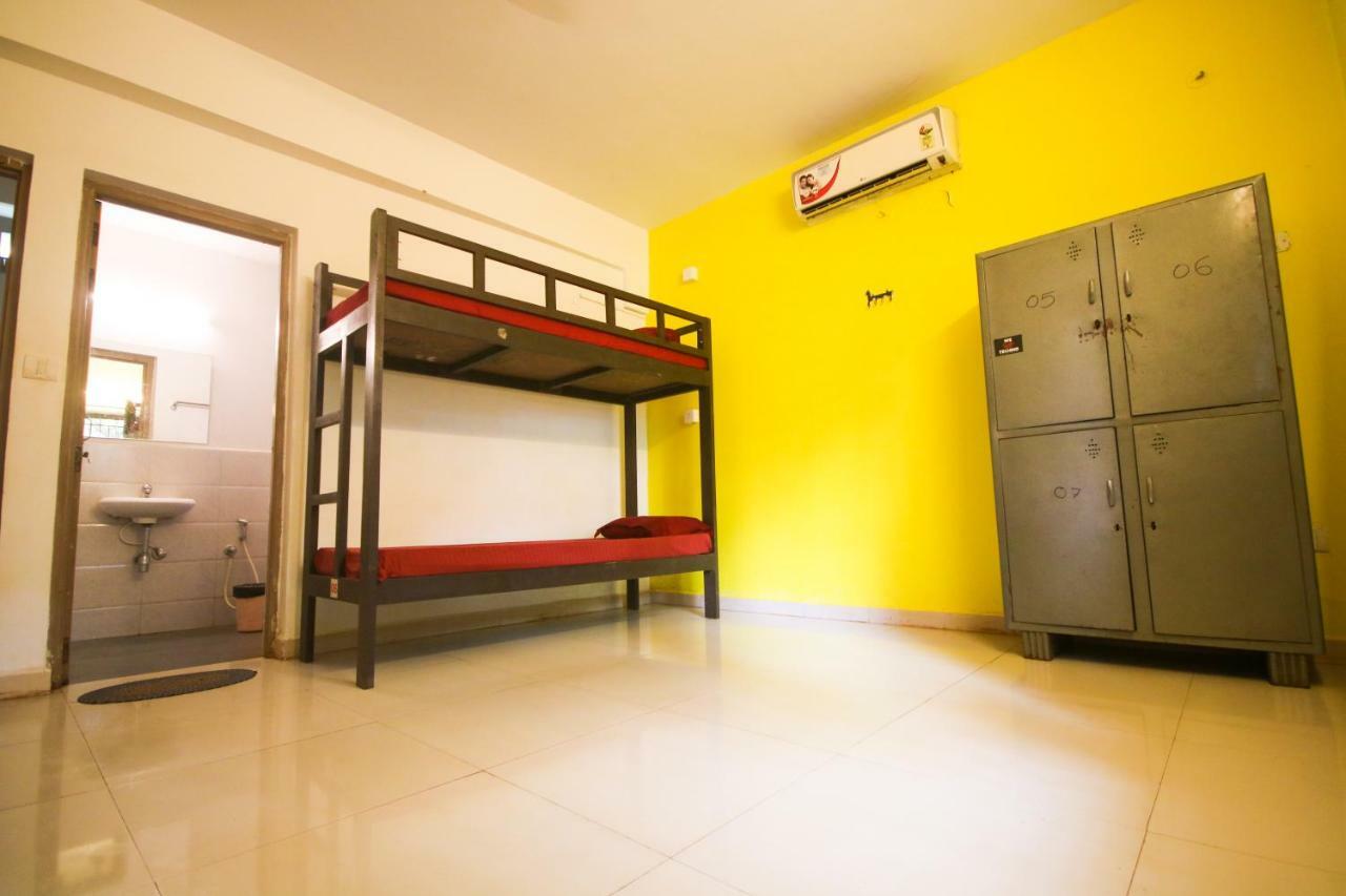 Red Door Hostel Anjuna Esterno foto